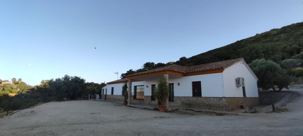 La teja de Olvera Exterior foto